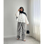 ست شومیز کراش و شلوار زبرا