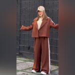 ست کت و شلوار دو خط